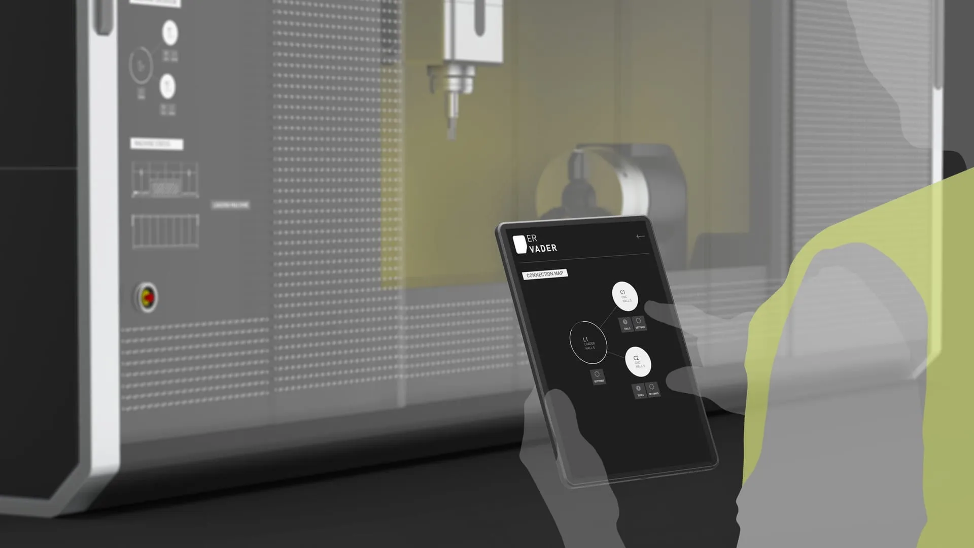 Mitarbeiter hält Tablet mit VADER-App vor einer Metallbearbeitungsmaschine in der Werkhalle